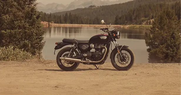 2026 Triumph Bonneville T100 Motorcycle Review 