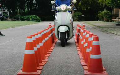 How much does it cost to get a scooter/moped licence?