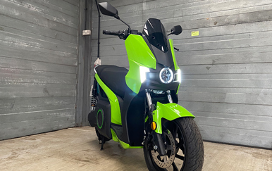 Silence S01 Connected Electric Scooter Road Test Review - 2021