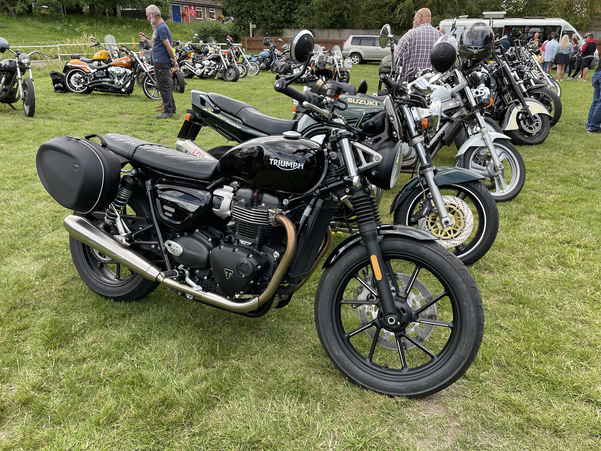 Triumph Speed Twin 900 at a UK biker meet