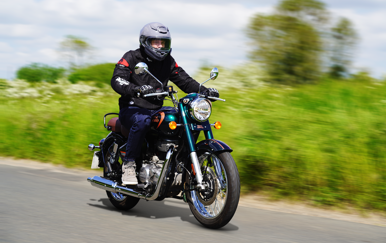 2023 Royal Enfield Classic 350 Review | Elegant Cruising