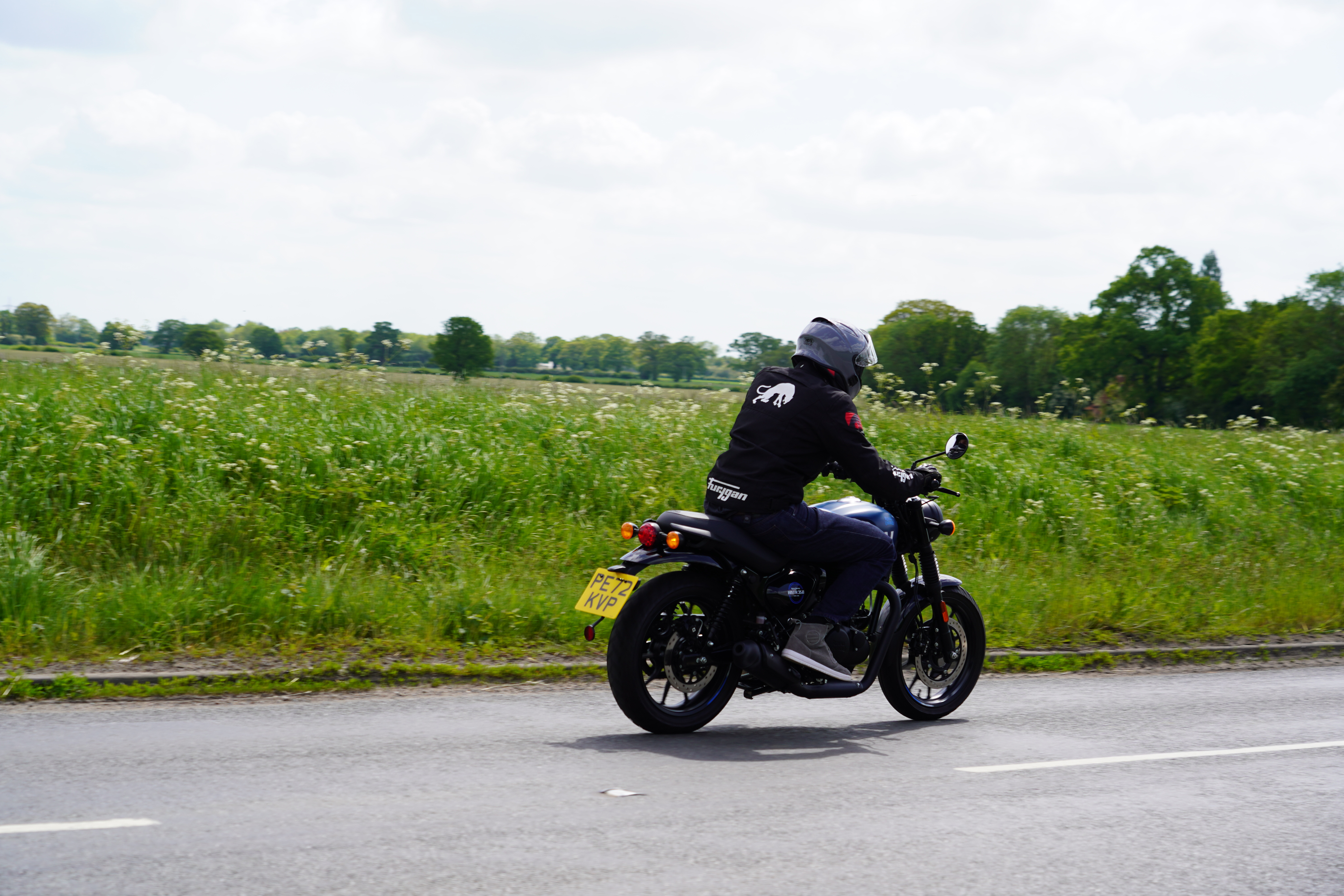 Royal Enfield Hunter 350 in UK countryside