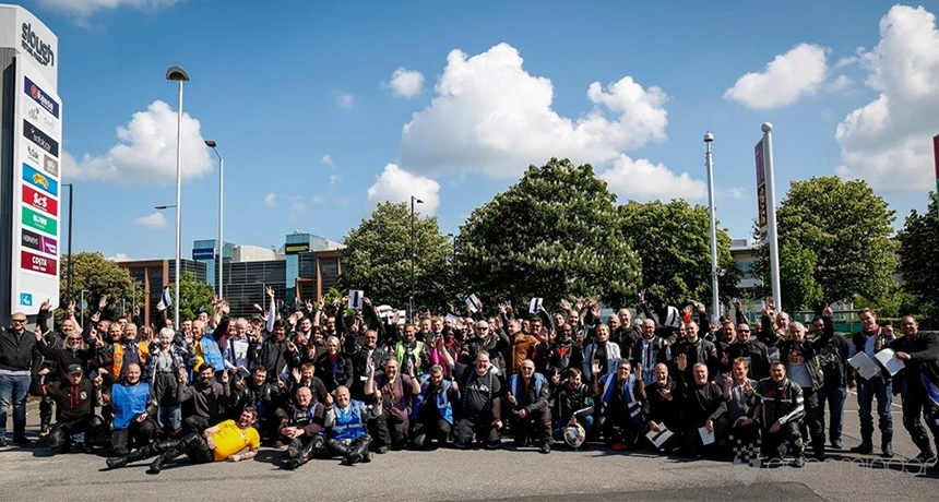 LMRC Meeting up before a big ride-out © Paul Hayden.webp
