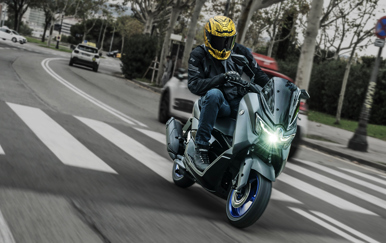 Yamaha NMAX 125 Review 2025 | Has the Best Gotten Better?