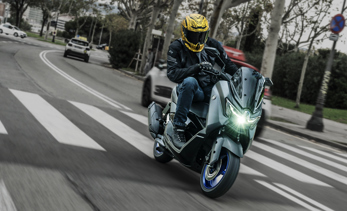 Yamaha NMAX 125 Review 2025 | Has the Best Gotten Better?