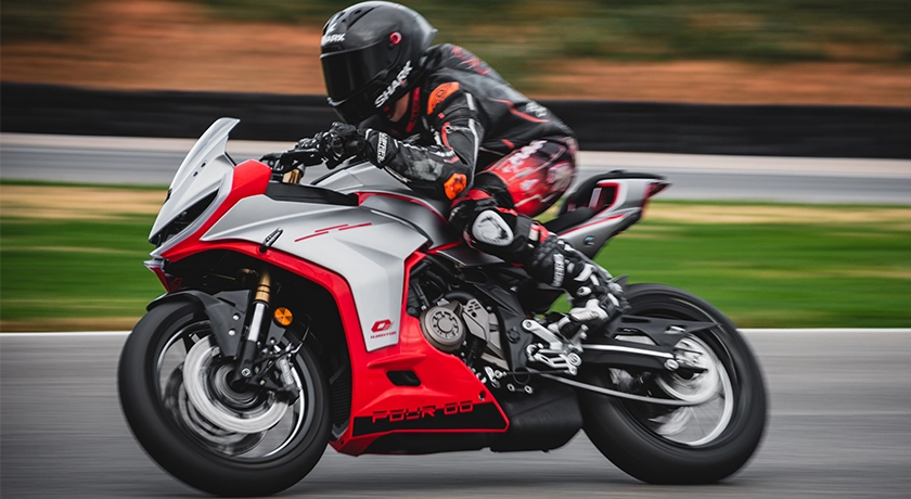 2026 QJ MOTOR SRK 421 RR.webp