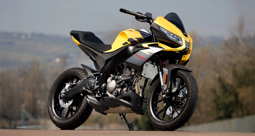 3. Aprilia Tuono 125.webp