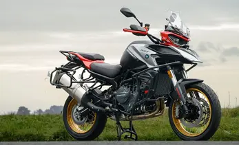 2025 QJMotor SRT900S & SX Road Test Review 