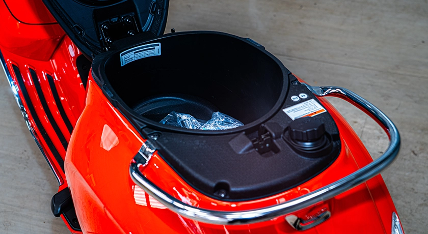 Primavera-UnderSeat.webp