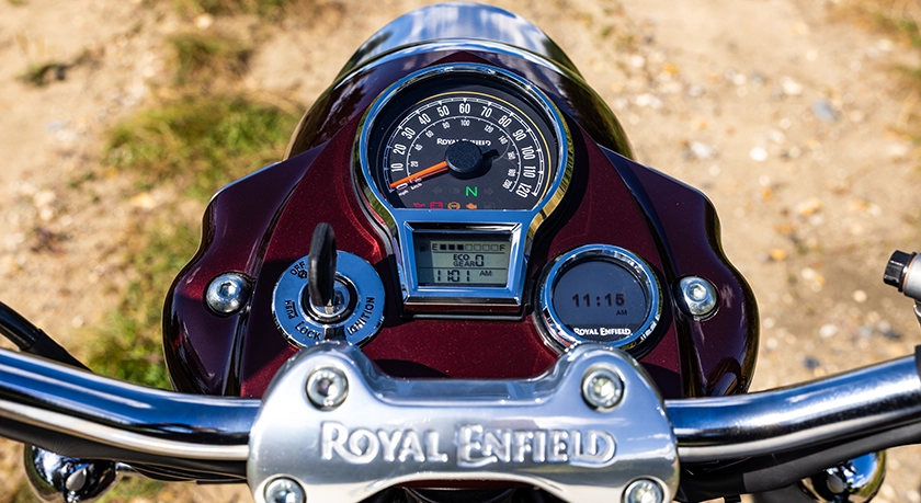 Royal_Enfield_Classic_650_Dash.webp
