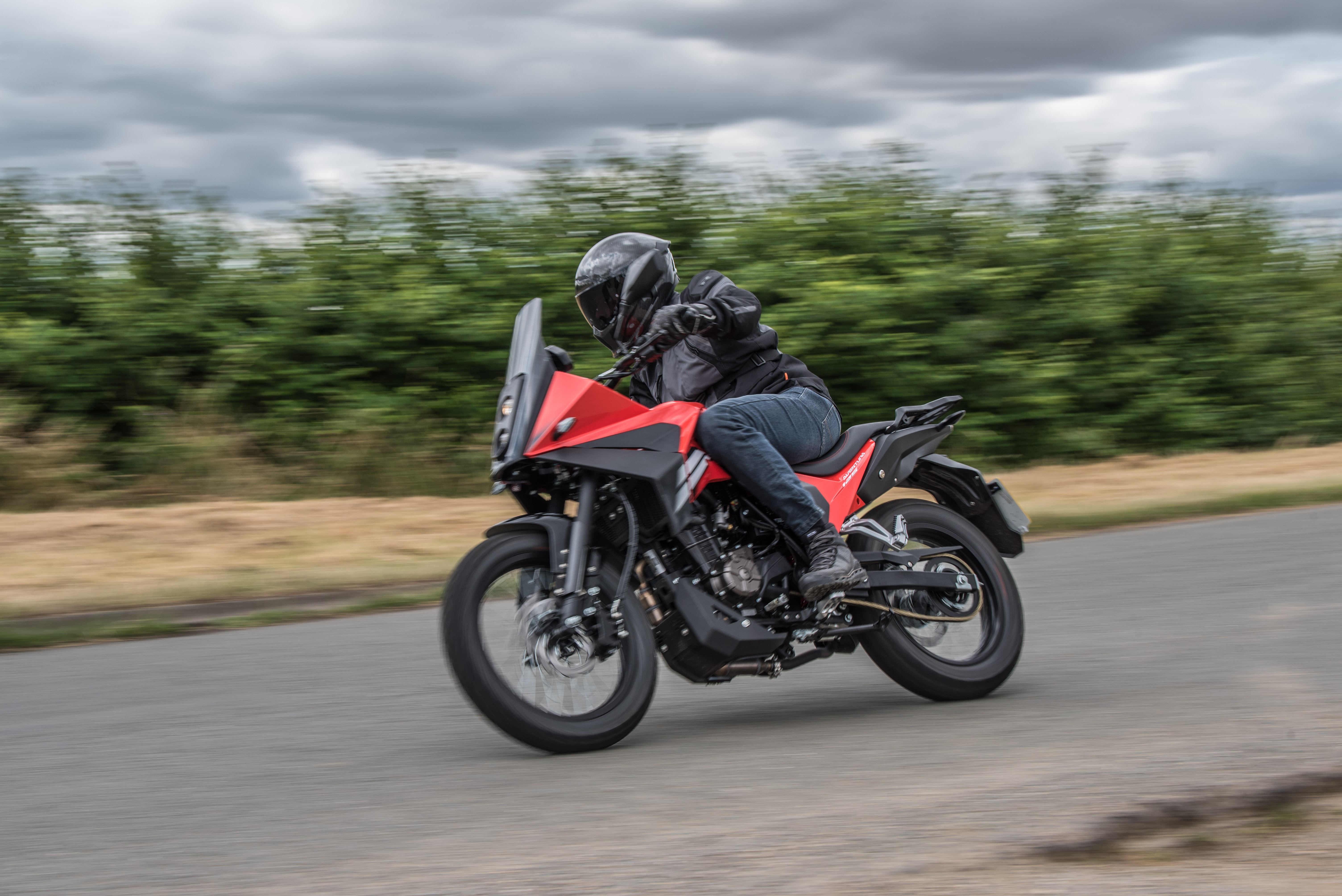 Rieju Aventura 125 riding on UK roads