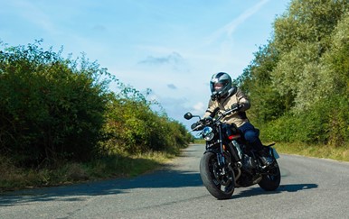 Triumph Trident 660 Motorcycle Road Test Review - Euro 5