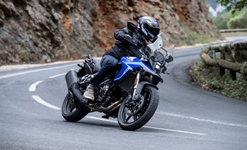 Suzuki V-Strom 800RE Review (2023) | Is it more than a V-Strom?