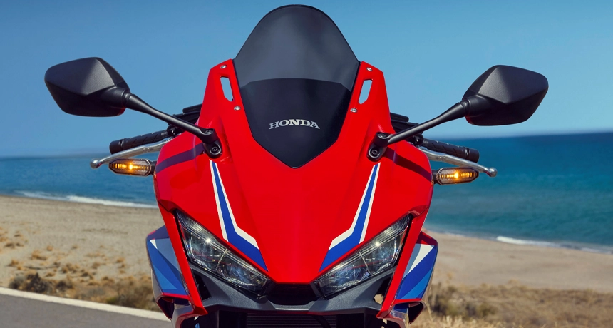 Honda CBR500R9.webp