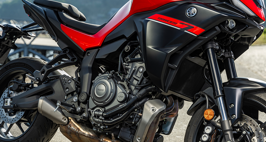 YAMAHA TRACER 7 ENGINE CLOSE UP.png