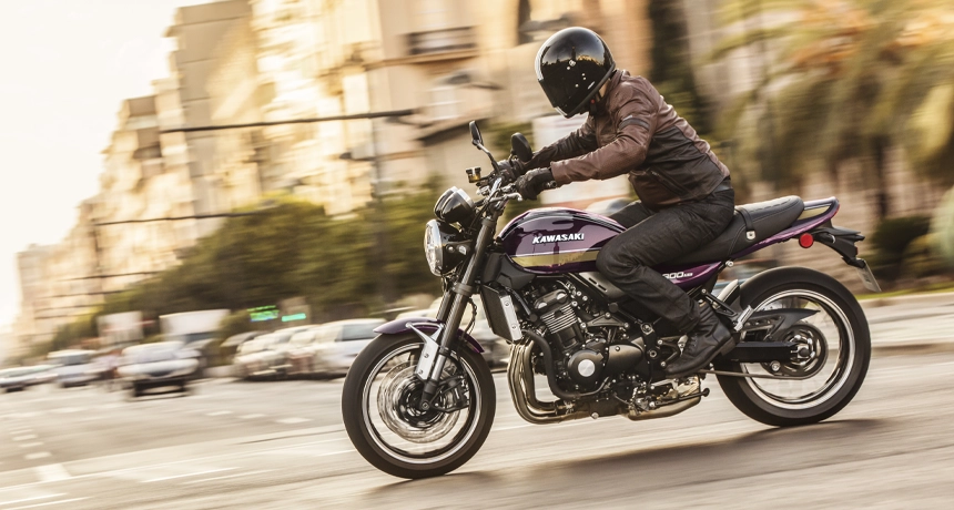 Kawasaki Z900RS1 copy.webp