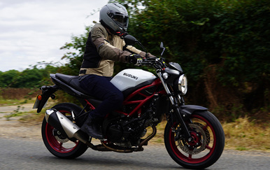 Suzuki SV650 Motorcycle Road Test Review - Euro 5