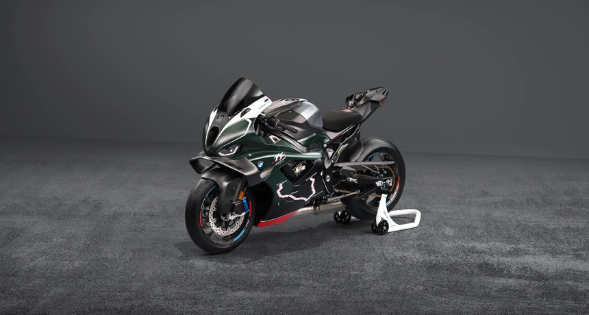 2 bmw-motorrad-m-1000- copy.webp