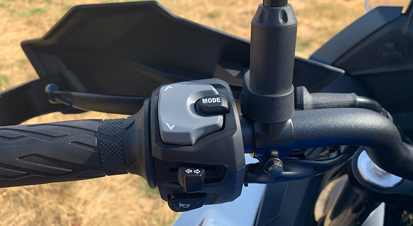 SUZUKI SV-7GX PIC 9.webp