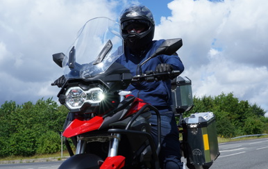 Sinnis Terrain 380 Motorcycle Road Test Review - Euro 5