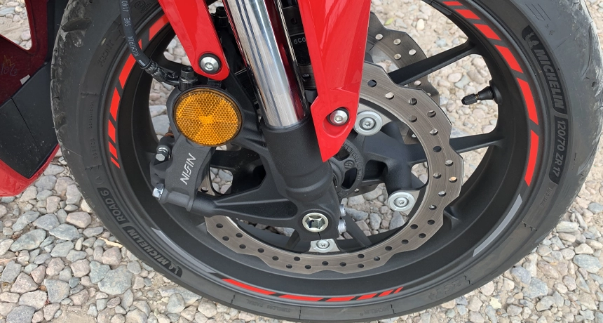 Honda CBR500R7.webp