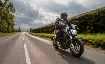 Zero SR Road Review 2024 | Sporty Naked with Electric Thrills