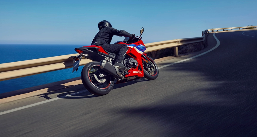 Honda CBR500R8.webp