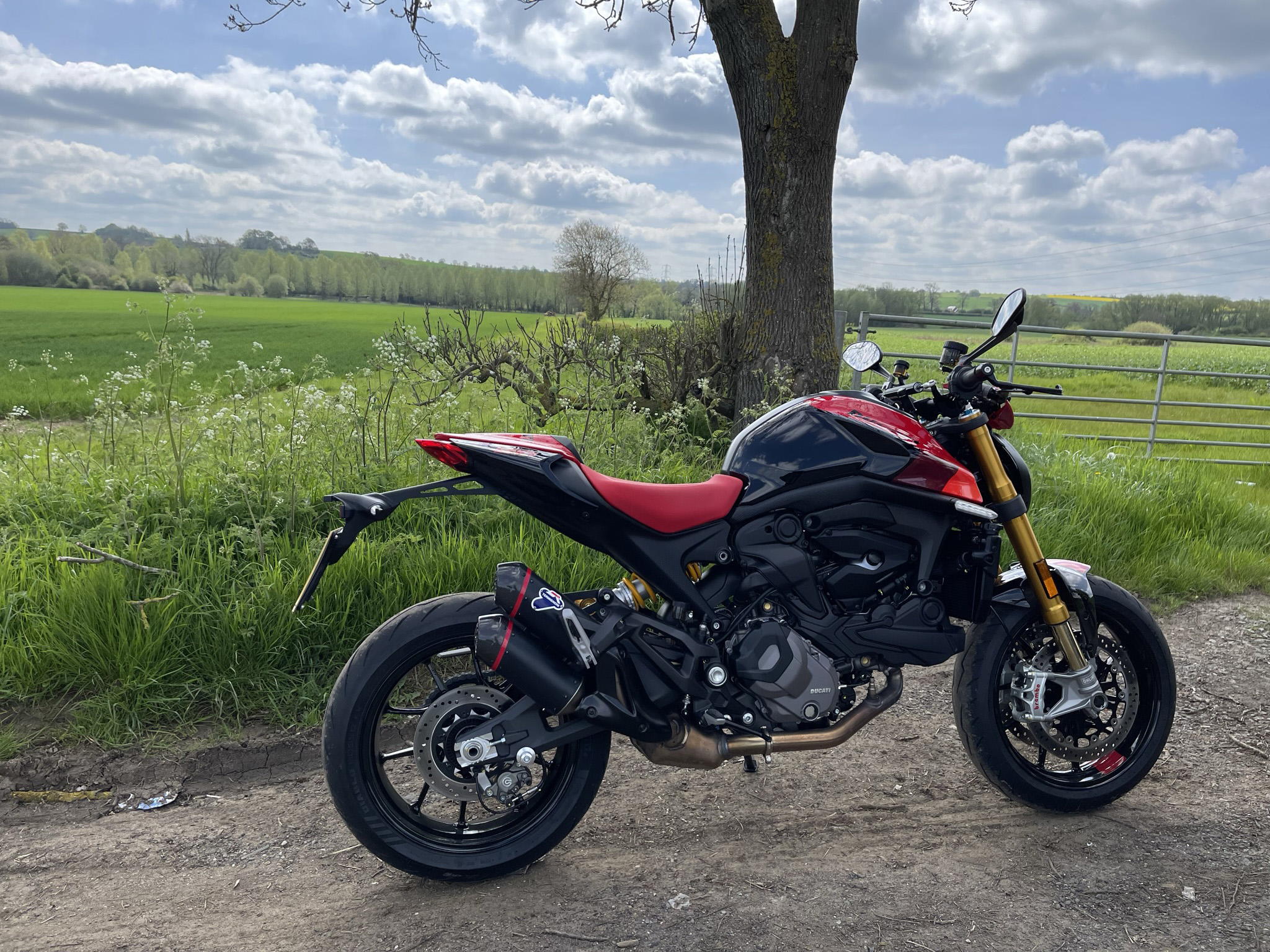 Monster in the UK countryside - Ducati Monster SP review