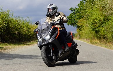 Kymco DTX360 Maxi Scooter Road Test Review - Euro 5