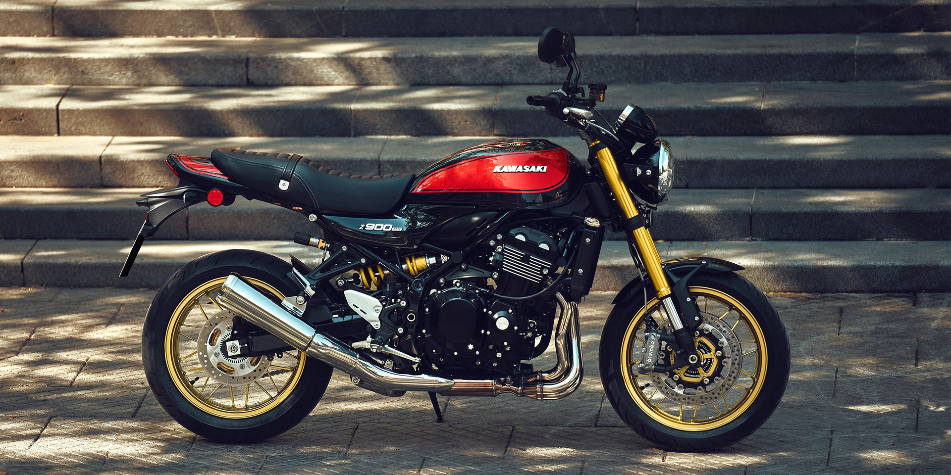 Kawasaki Z900RS SE parked up (11).webp