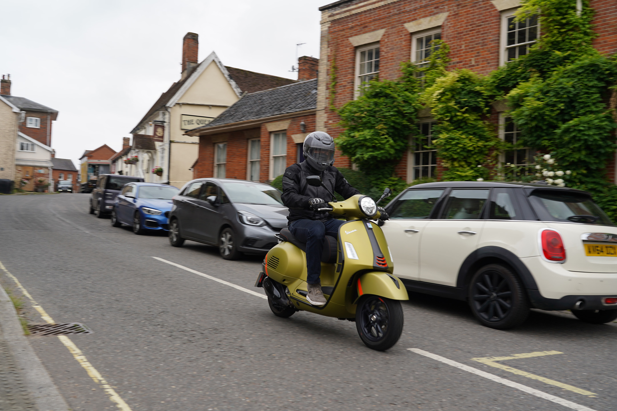 Ride review of the Vespa GTS 300 Super Sport 2023