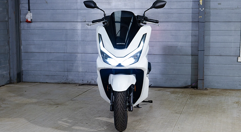 PCX125-DX-Studio.webp