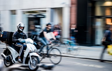 4 Tips to Ensure you Choose the Right Scooter for Delivery Work