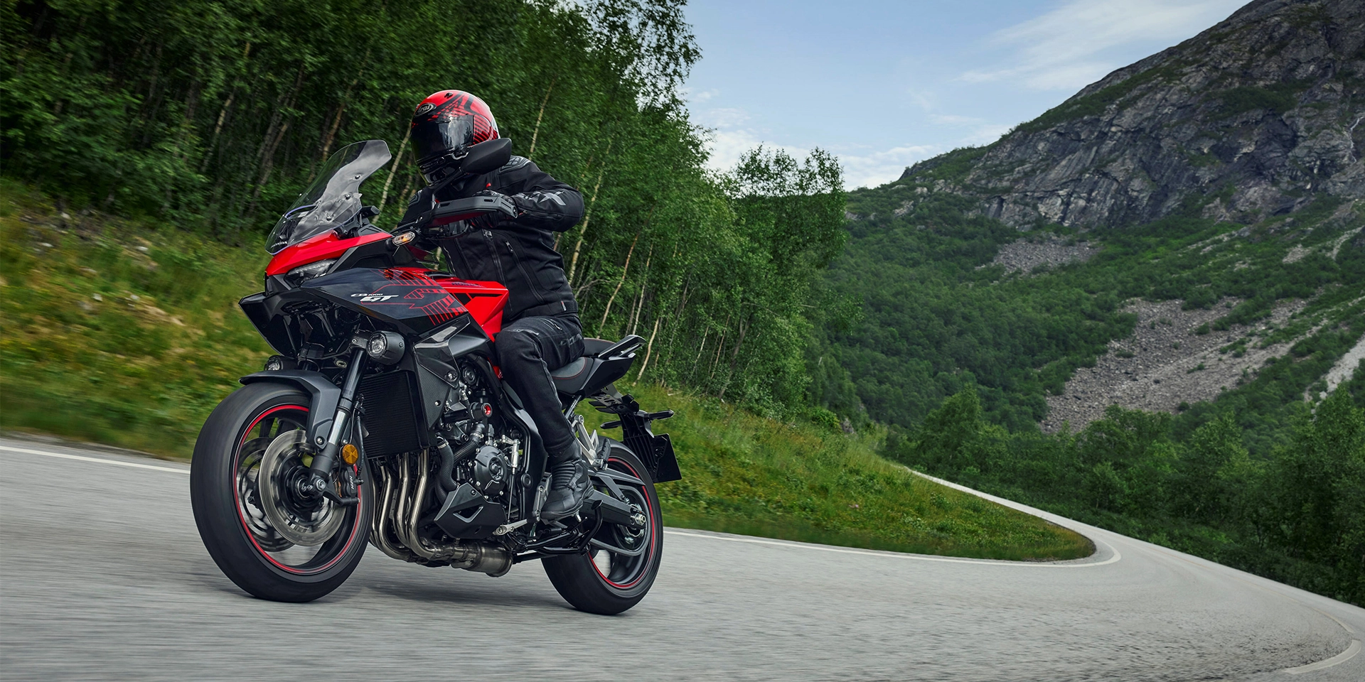 Honda CB1000GT Ride on 1.webp