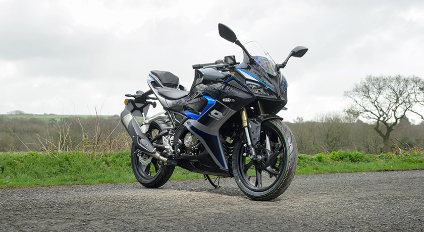 2. QJMotor SRK125R Scenic Image.webp