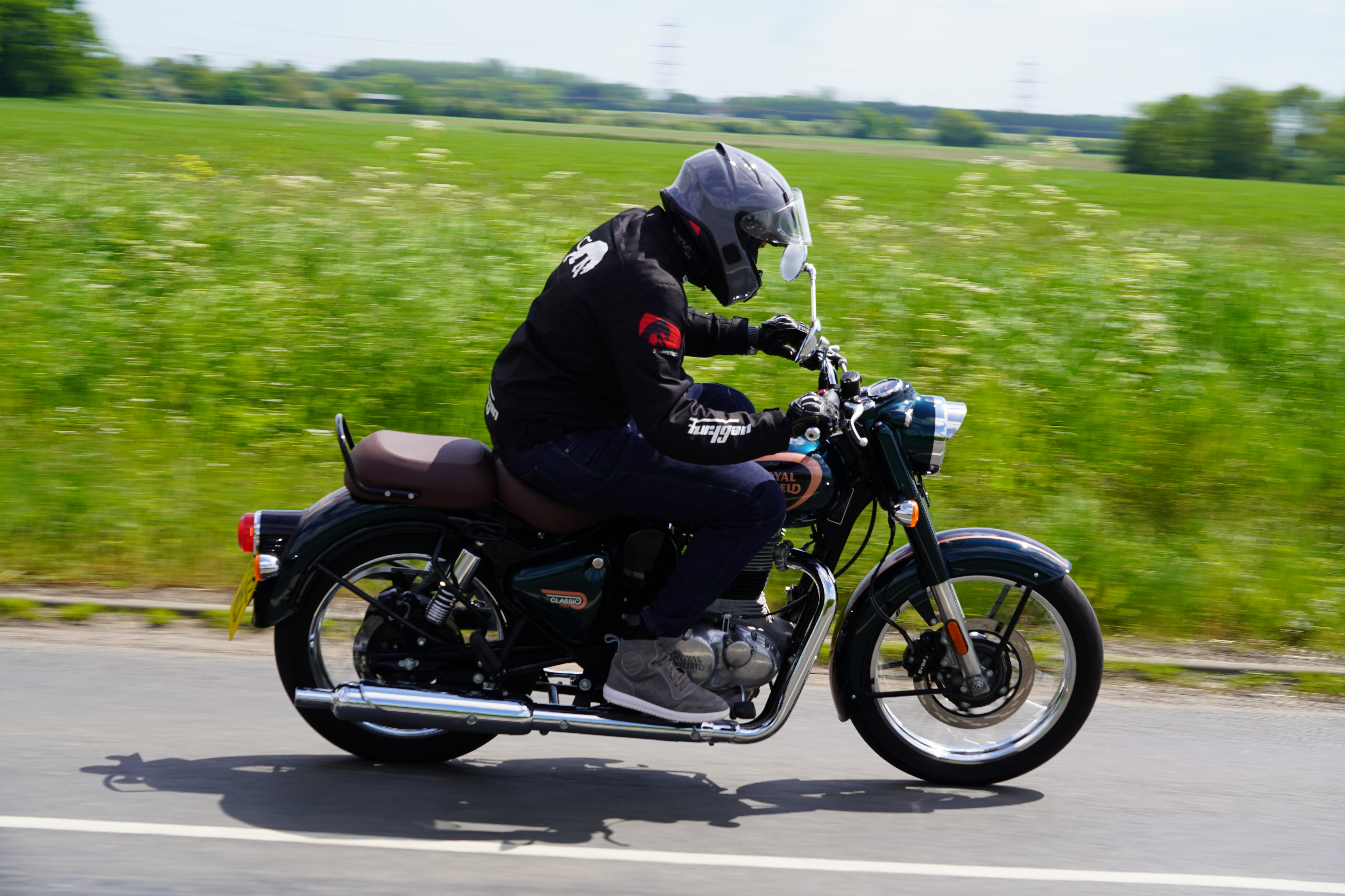Riding the Royal Enfield Classic 350