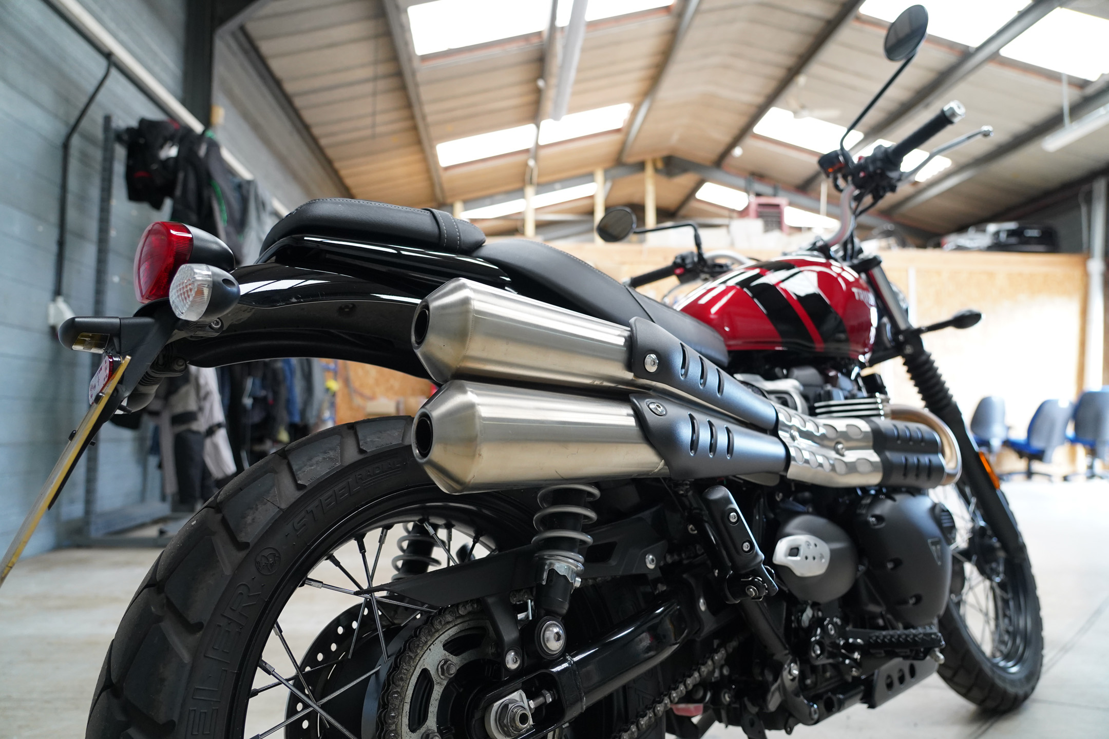 Triumph Scrambler 900 high-exhaust