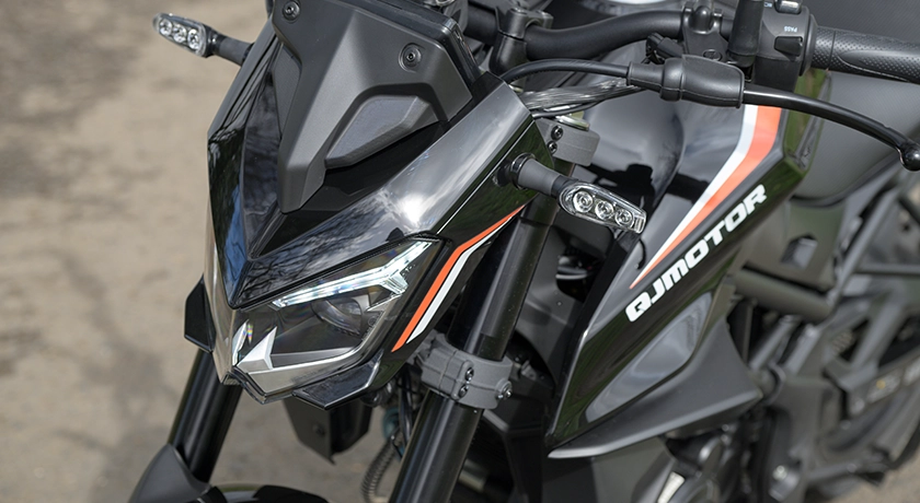 2026 QJMotor TRX125 FRONT OF BIKE.webp