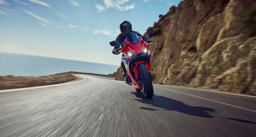 Honda CBR500R3.webp