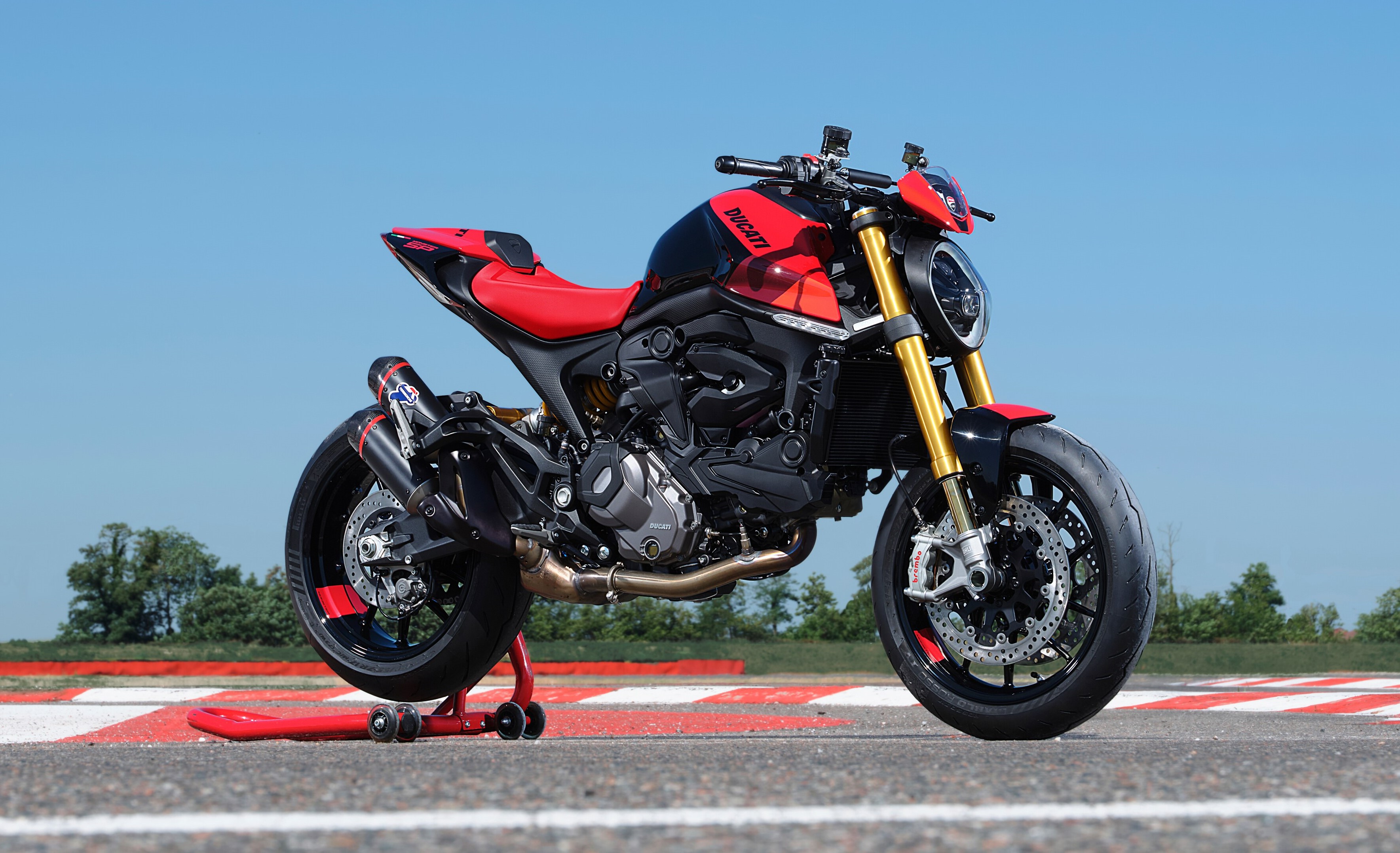 2023 Ducati #Monster SP static on track