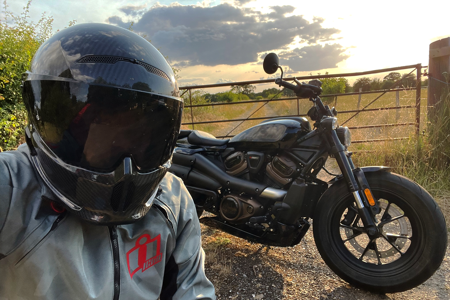 Ruroc Atlas 4.0 Motorcycle Helmet Review | Style with Substance
