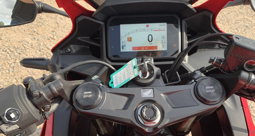 Honda CBR500R6.webp