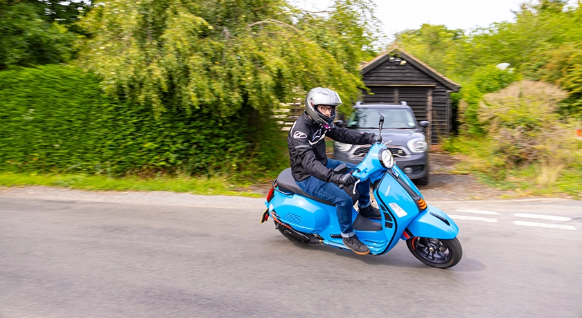 GTS310-Riding.webp