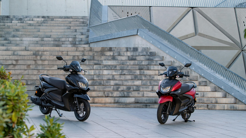 Yamaha RayZR in black and red 2024 scooter style